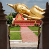 Budda statue at the Pha That Luang stupa